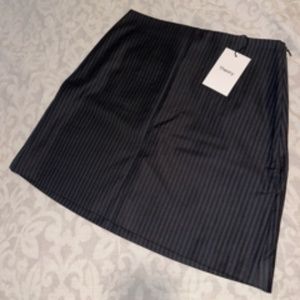 Theory Black Pale Stripe Wool Mini Skirt (NEW WITH TAG) Size 2
